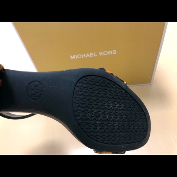 michael kors lena flex sandal calf hair leopard print - Picture 5 of 7